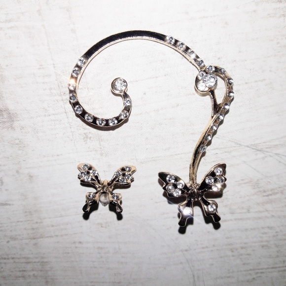 Pair Gold Crystal Butterfly Swirl Ear Cuff Earring - Picture 3 of 4
